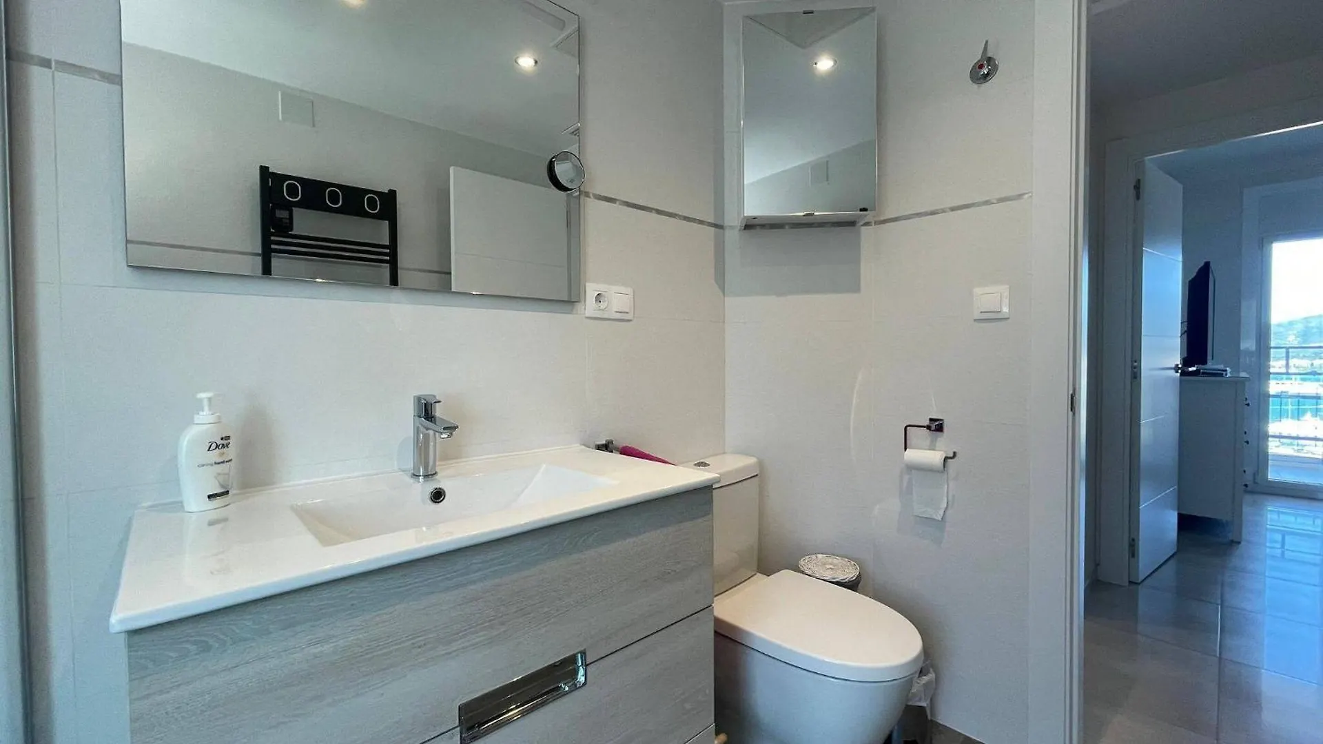 Appartamento Precioso Apartamento Con Vistas Espectaculares De La Bahia Roses Av-48