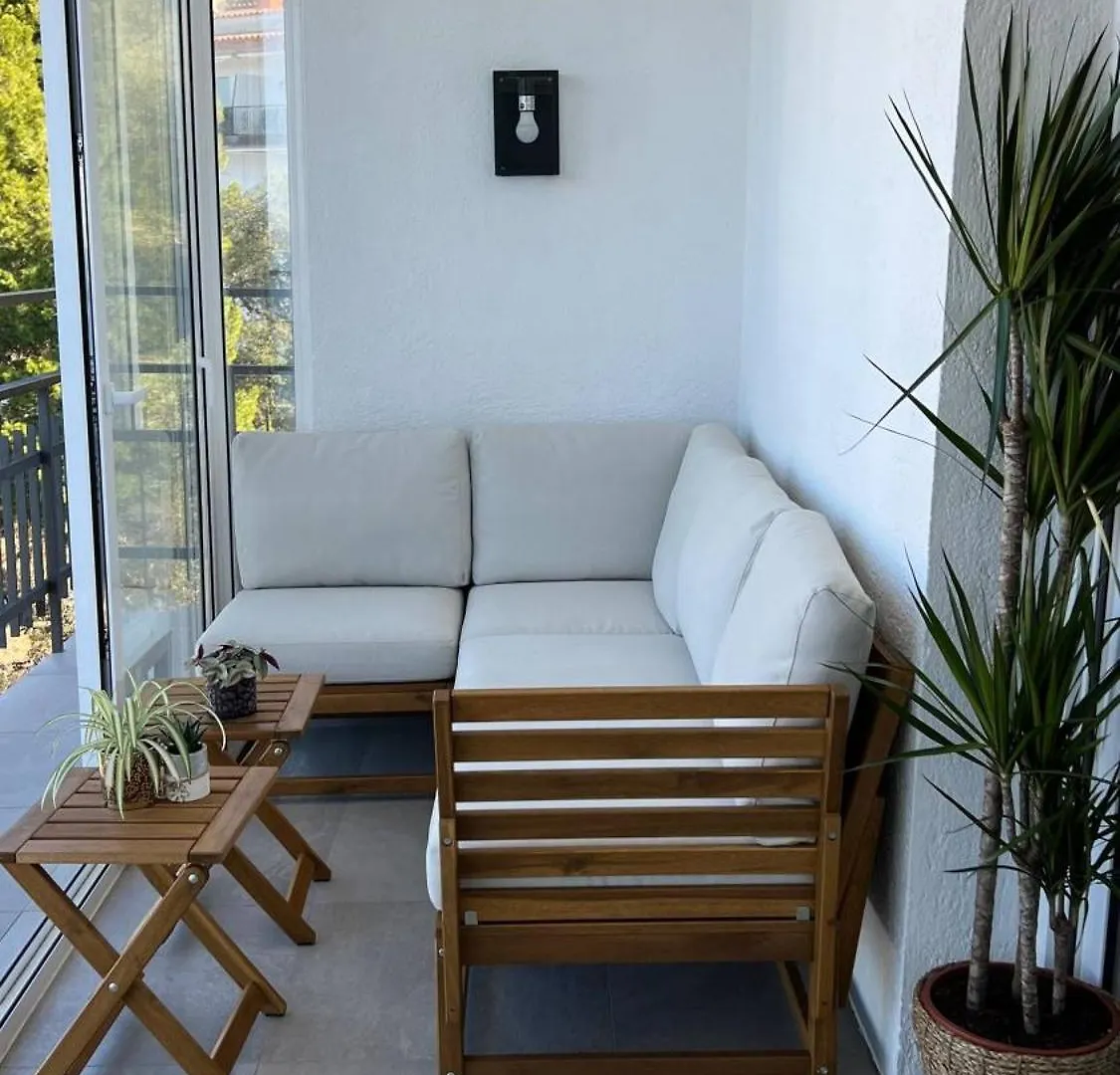 Precioso Apartamento Con Vistas Espectaculares De La Bahia Roses Av-48 Spagna