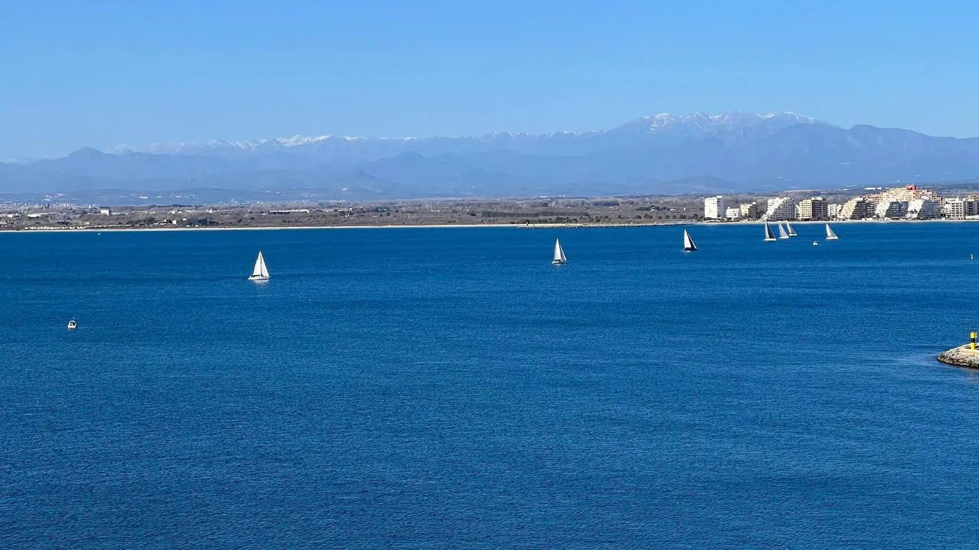 Precioso Apartamento Con Vistas Espectaculares De La Bahia Roses Av-48 0*,